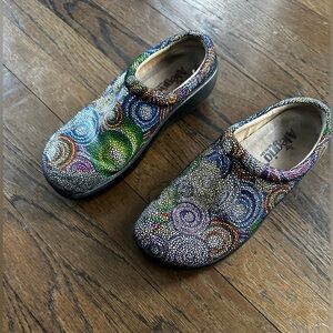 Alegria Women's Colorful Beaded Mules